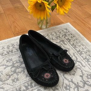 Minnetonka Black Beaded Moccasins